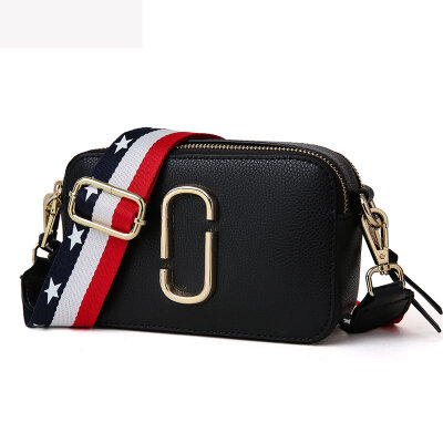 

Viney leather handbags autumn&winter fashion shoulder bag female mini camera bag wide shoulder strap contrast color Messenger bag ladies bag small square bag upgrade models white red collision