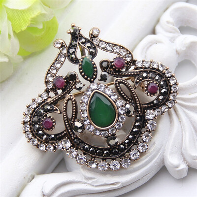 

Hollow Flower Brooch For Women Jewelry Multicolor Resin Turkish Brooches Broches Antique Gold Color Ladies Banqust Pins Gift