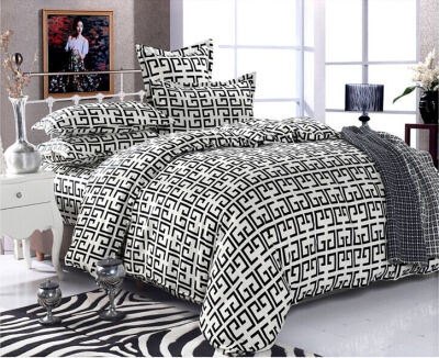 

Classic Black White Printed Floral Pattern Blend Duvet Cover Bed Sheet Pillowcases