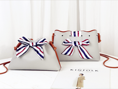 

Qian Xiu designer ladies Messenger bag Ms bucket bag Messenger bag Messenger bag handbag Small square bag Shoulder Messenger bag