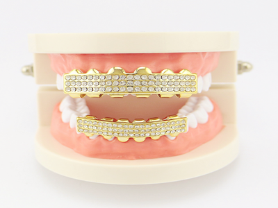 

Sally Xu Hip-Hop Golden Teeth Grill Top And Bottom Grill Tooth Mouth Punk Teeth Hats Costumes Party Dental Rapper Hands Jewelry Gi
