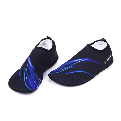 

MYLEYON 2018 Summer Outdoor Swimming Water Shoes Men And Women Beach Shoes Adult Unisex Flat Soft Walking Lover yoga Shoes sneaker