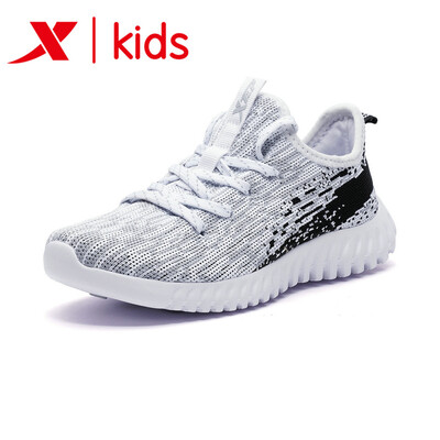 

Xtep XTEP childrens sports shoes boys shoes in the big childrens mesh breathable lightweight running shoes 682115119777 white black 35
