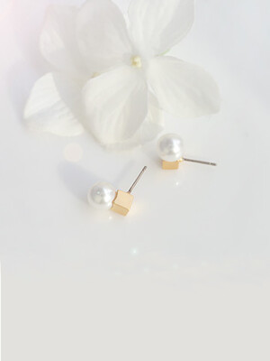 

ONICE 925 Sterling Silver Eearing Feature Cultured Pearl on Cubic Design WQE016