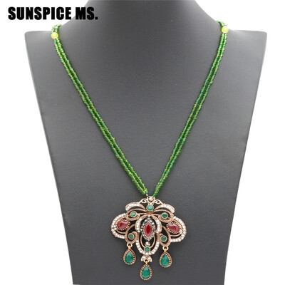 

Vintage Turkish Women Seed Bead Flower Pendant Necklace Sets Antique Gold Color Resin Indian Ethnic Wedding Retro Strand Jewelry