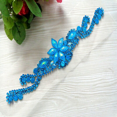 

Светло-голубые 32 * 7 см ручные хрустальные патчи пошивают на Rhinestones applique для верхней одежды