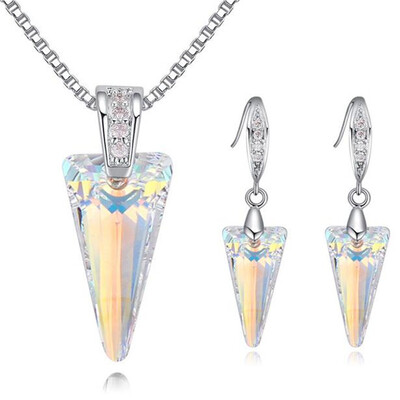 

Модные аксессуары Crystal Triangle Spike Pendant Ожерелья Пирсинг Серьги для женщин Свадебные наборы ювелирных изделий 25258