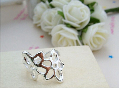 

New Engagement Promise Ring Jewelry Sliver Ring Flower plated Austrian Crystal