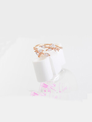 

ONICE 925 Sterling Silver Rings Features Agnes Leaves accented with Zircon WQJ012