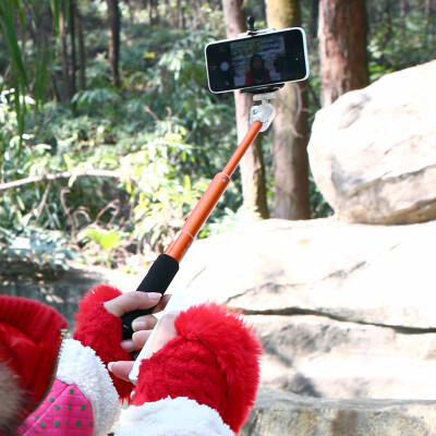 

Fotopro extendable selfie stick for smart phoneCamera