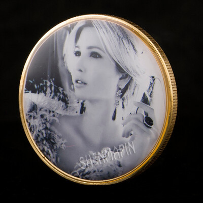 

WR Ivanka Marie Trump Gold Challenge Coin Trump&Ivanka Coin