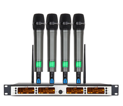 

4x100Channel-Wireless-Microphone-System-UHF-Karaoke-4-Cordless-handheld-mic-case