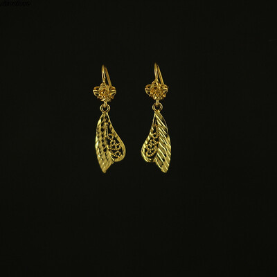 

Golden Flower wing Earrings Lovers give Gift Earrings