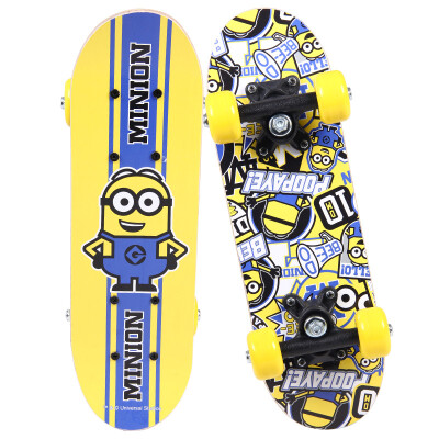 

Minions XCD71147 Patent-Handle Skateboard For Kids Age 2-6