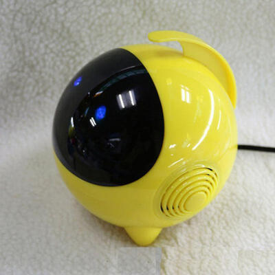 

Spaceman wired speaker Cute cartoon mini creative gift