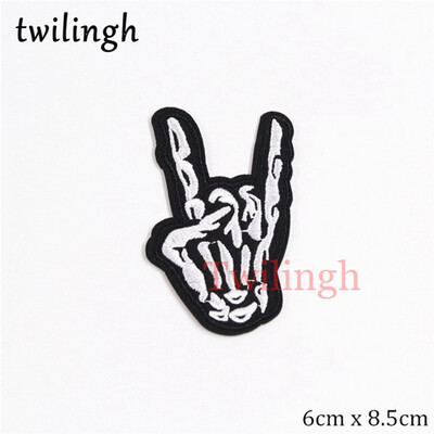 

1 pcslot Embroidered Patches Big Cat Crown Sequin Patch Iron On Fabric Badge Sew On Clothes Appliques DIY Wedding Stickers
