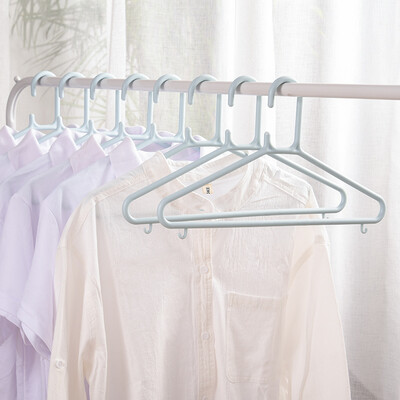 

Baicaoyuan thick non-slip drying rack dry&wet plastic hangers adult children one-piece clothes support blue 4 Pack