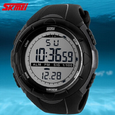 

SKMEI 1025 Men LED Digital Military Sports Watch 50M Dive Swim Dress Watch