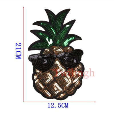 

1Pcs Big Patches Brand Shine Sequin 3D Sticker Stickers Wing Rose Embroidery Motif Applique Garment Kids Women DIY Clothes Badge