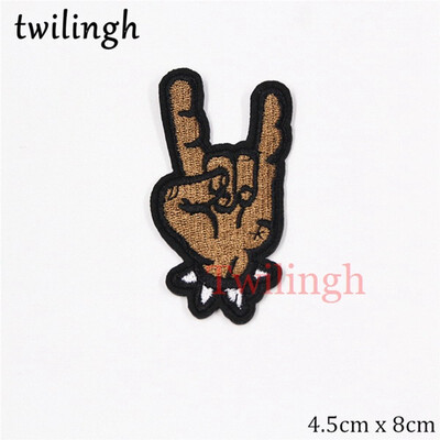 

1 Pcs Cartoon Patches Iron On Embroidered Patch Cactus Applique Sew Fabric Repair Clothes Patch Stickers Garment DIY Accessories