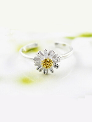 

ONICE 925 Sterling Silver Rings accented with Daisy Flower WQJ011