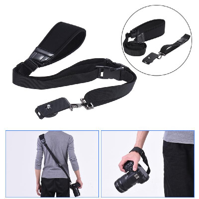 

Andoer Professional Rapid Quick Release Camera Shoulder Sling Neck Wrist Strap for DSLR ILDC DV Outdoor Shooting