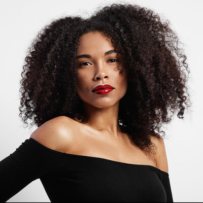 

QianBaiHui Short Afro Wigs Kinky Curly Style Hair Synthetic Wig for Black Women Natural Looking Fashion Wigs with Free Wig Cap