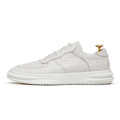 

2018 Korean version of board shoes leather casual shoes flat-bottomed anti-slip Joker fashion mens shoes