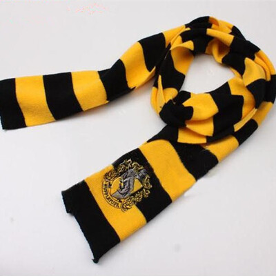 

Harry Potter Gryffindor Slytherin Raven Klauhechachach College Badge Scarf