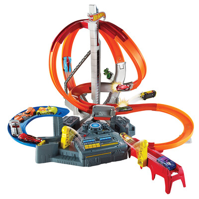 

HotWheels CDL45 toy electric race track for boys