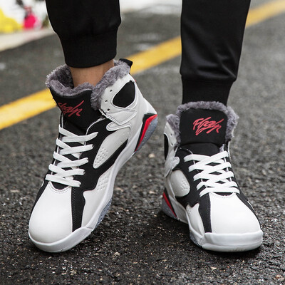 

2018 new autumn&winter shoes couple Korean version of the trend of wild student sports shoes men&women casual high to help