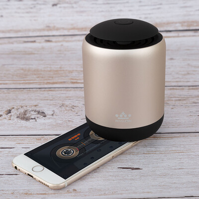 

Langqin ROYQUEEN C1 Bluetooth 42 Portable Card Speakers TWS Interconnect True Wireless Stereo Play Hands-free Call RGB Ambient Light All Aluminum Body Gold