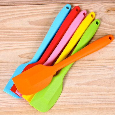 

1pc Non-Stick Silicone Bakeware Soft Scraper Cake Spatulas Kitchenware Baking Tools(Delivered out by Randomly