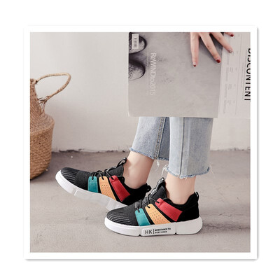 

2018 new net red sports enlightenment shoes strawberry shoes retro port wind street shoot small black shoes women