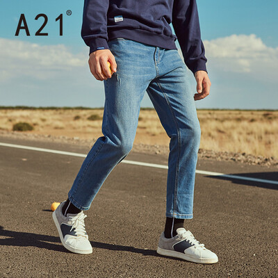 

A21 2018 autumn&winter new mens elastic fit low waist small straight back pocket above letter printed denim trousers 4831010004 light blue 34 19086A