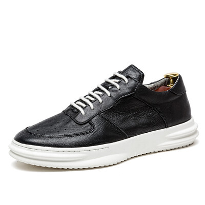 

2018 Korean version of board shoes leather casual shoes flat-bottomed anti-slip Joker fashion mens shoes