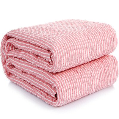 

Sanli cotton Korean striped towel is Lingge suture air conditioning blanket home office lunch break four seasons general blanket single 150 × 200cm coral powder