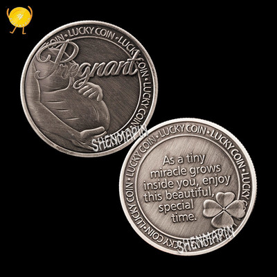 

Pregnant mother commemorative coin antique silver lucky clover commemorative gifts to commemorate mothers most beautiful moment