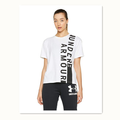 

Round neck short sleeve sweatshirt