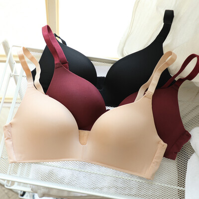 

Honey lattice no trace no steel ring thin section gathered small chest ladies sports underwear smooth girl bra sexy bra W4625 apricot 70B