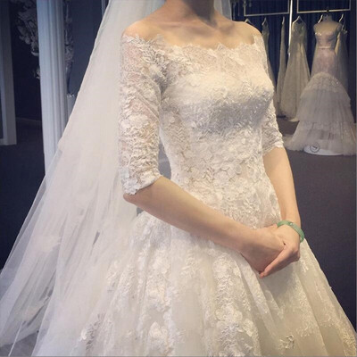 

Luxury Long Train Wedding Dress 2019 Half Sleeve Lace Off Shoulder Elegant Wedding Gown Vintage Bridal Dress