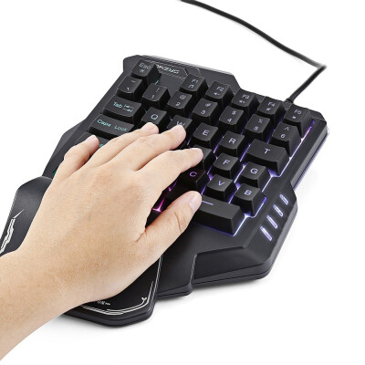 

Keyboard G30 Wired Gaming Keypad with LED Backlight 35 Keys One-handed Membrane Keyboard