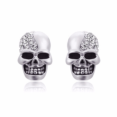 

Outdoor Vintage Glossy Skull With Diamond Studs Personalized Earrings For Men And Women Halloween Accessories