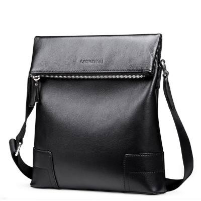 

Old head (LAORENTOU) boutique men's bag fashion first layer of leather shoulder Messenger bag men's casual shoulder bag 828J007L1A black