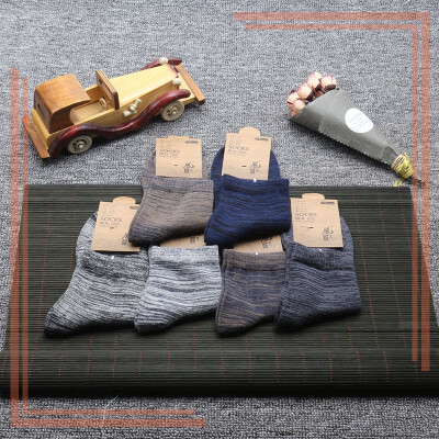 

Four seasons warm thicken socks mens thick line retro hiking cotton mens socks in stockings Packing1pcs random color or 6p