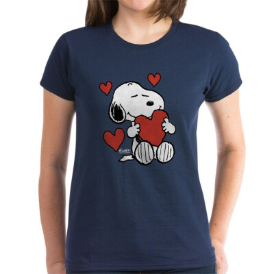 

CafePress Peanuts Snoopy Heart T-Shirt - Womens Cotton T-Shirt