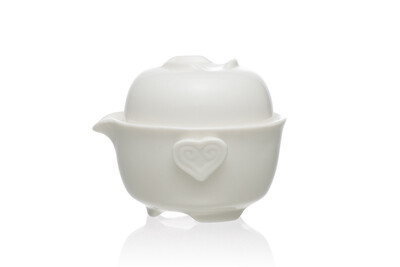 

White Porcelain Gongfu Tea Cup & Teapot Set