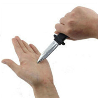 

MyMei 2016 New Hot Plastic Retractable Dagger Funny Prank Props Flick Knife Halloween Party Decoration Supplies Fake Scary Trick