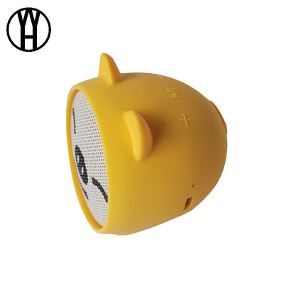 

WH New pig bluetooth speaker cartoon doll mini subwoofer TWS serial pair box