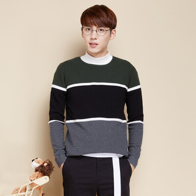 

Semir Men' round neck collar simple jacquard stripes large color block hit color shirt Korean version of the wave 19416061902 green black tone